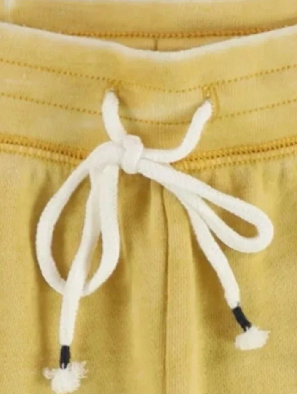 PJ Salvage Vintage Feels Embroidered Flower Shorts. NWT, Medium